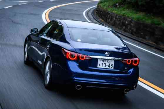 Nissan starting to give up on sedans image