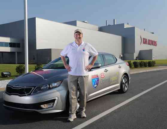 Kia Optima Hybrid to proves its efficiency in real world conditions image