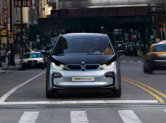 Frankfurt 2011: BMW reveals new i Concepts image