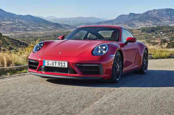 Porsche spoils us for choice with new 911 GTS image