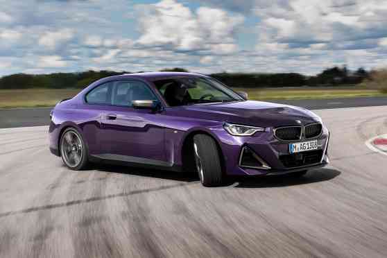 2022 BMW 2 Series Coupe debuts without the big grille image