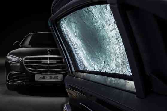 This is the armored Mercedes-Benz S-Class Guard with AWD image