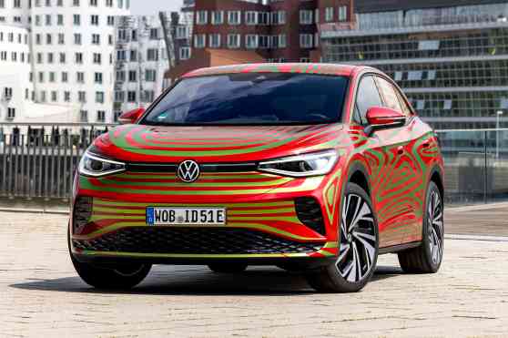 2022 ID.5 GTX will be VW's first electric coupe-SUV image