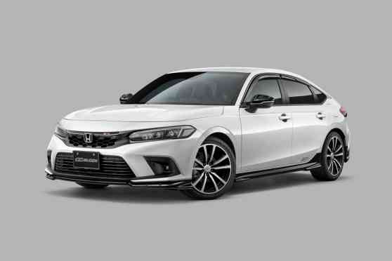 Check out the 2022 Honda Civic 5-door with the Mugen package image
