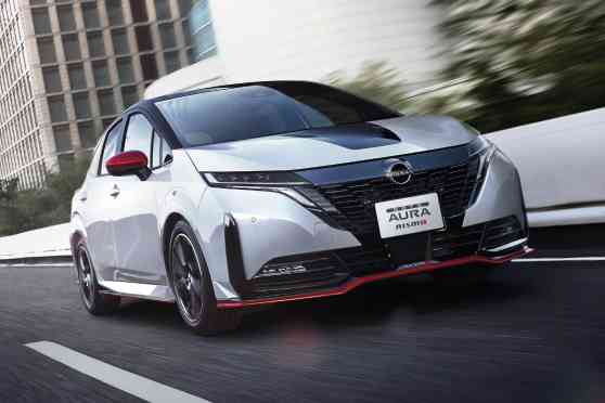 Nissan reveals Formula E-inspired 2022 Note Aura NISMO image