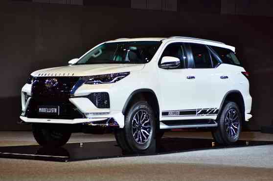 Modellista kit for Toyota Fortuner looks really neat image
