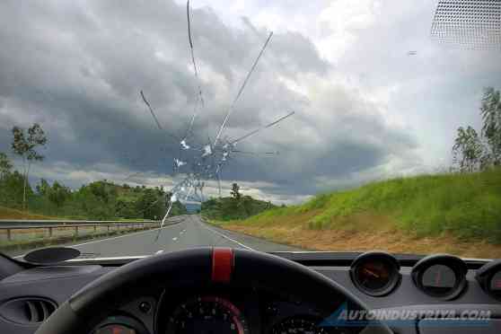Floridablanca LGU now penalizes throwing stones at cars on SCTEX image