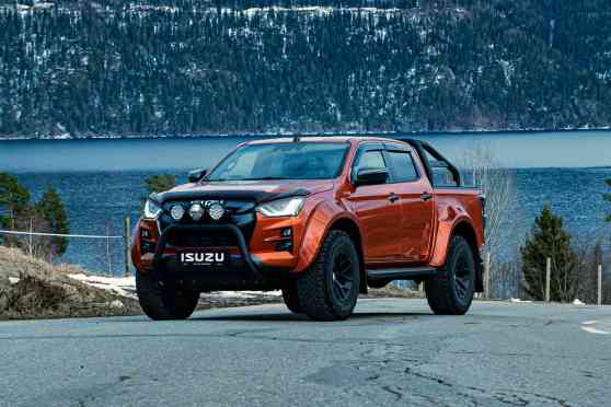 Arctic Trucks pumps up 2021 Isuzu D-Max image