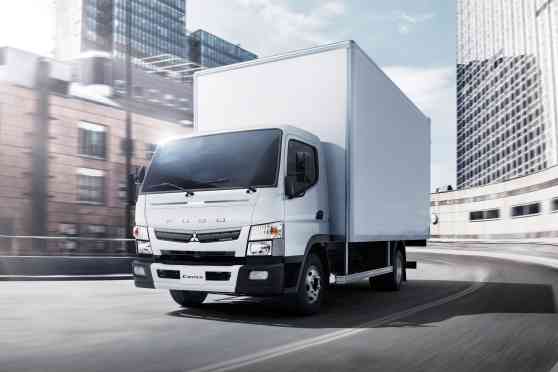 New Fuso Canter 6-wheeler is ready for your business needs image