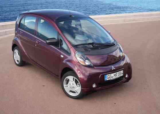 WiTricity, IHI and Mitsubishi to develop EV wireless charging systems image