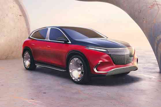 Maybach shows how ultra luxury EVs should be with EQS SUV image