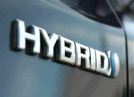 Lawmakers seek incentives for hybrid vehicles image