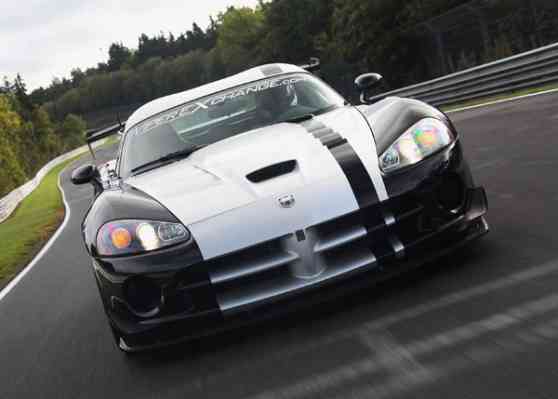 Viper ACR reclaims N&uuml;rburgring production car lap record image