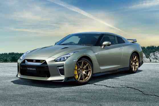 Nissan introduces another special edition R35 GT-R image