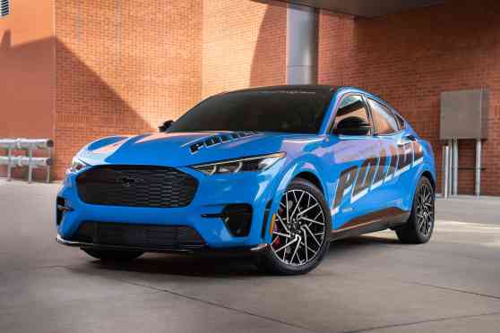 Ford is testing a Mustang Mach-E police car image