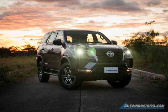 There's now a lighter way to pay for your new Toyota image