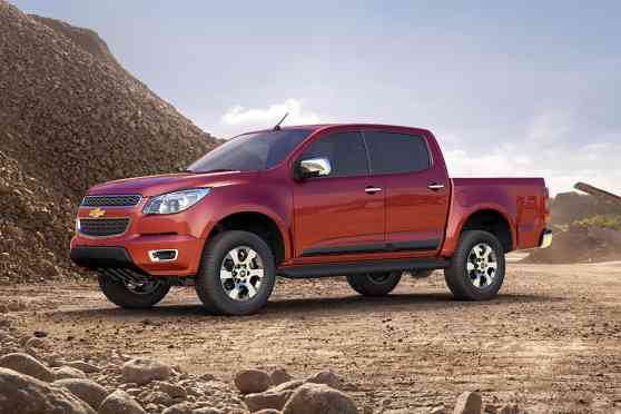 2012 Chevrolet Colorado makes world premiere image