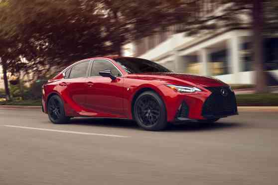 Free PMS for buyers of Lexus LS 500h and IS 350 F Sport image