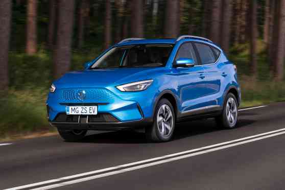 2022 MG ZS EV can do up 439 km on a single charge image