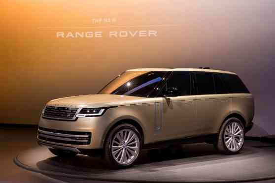 Here's the all-new 2022 Range Rover image