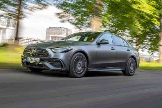 Could 2022 Mercedes-Benz C 300e PHEV "pay for itself"? image
