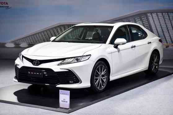 Facelifted Toyota Camry debuts in Thailand, coming to PH next? image