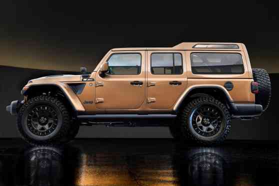 Jeep builds custom 3-row Wrangler Jeep builds custom 3-row Wrangler image