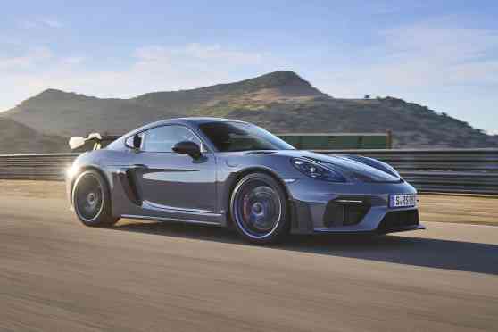 Porsche 718 Cayman GT4 RS has the heart of a 911 GT3 image