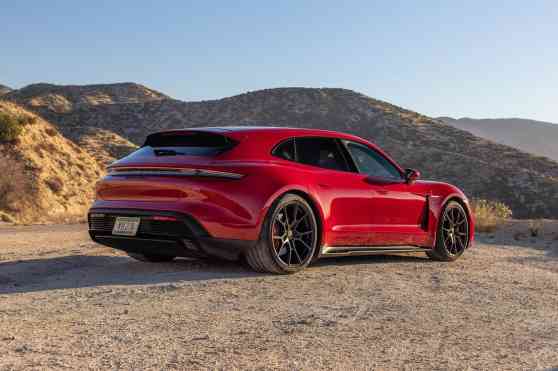 Porsche Taycan Sport Turismo is a proper electric sports wagon image