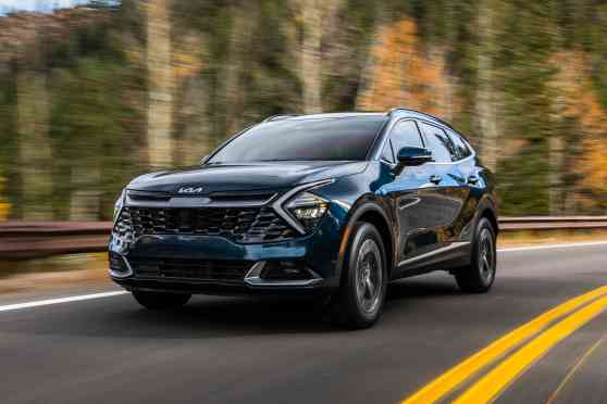 2022 Kia Sportage Hybrid makes more power than turbo-diesel image