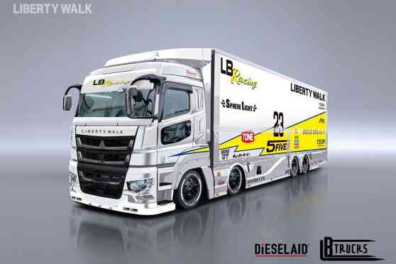 Liberty Walk is building a slammed Fuso Super Great truck image