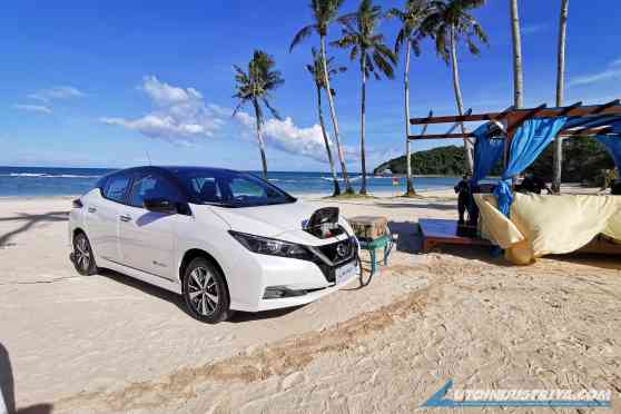 Here is the white cars only rule of Boracay Island image