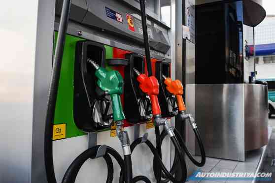 Gas, diesel set for big rollback Dec 7 image