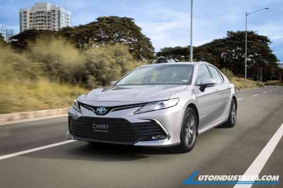 2022 Toyota Camry Hybrid revealed for PHP 2.335M image