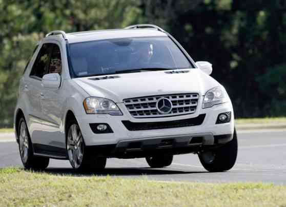 Mercedes-Benz issues recall of certain 2011-2012 diesel cars image