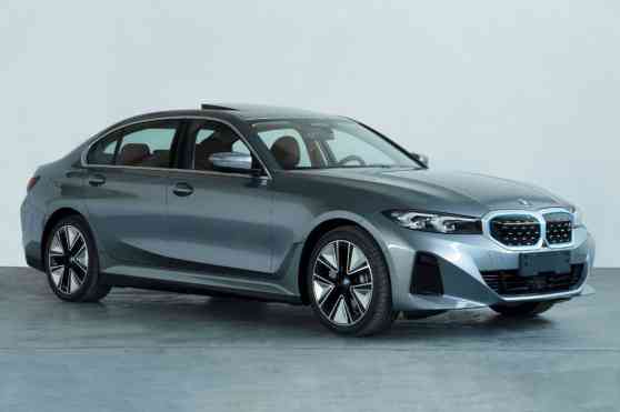Electric BMW 3 Series makes early debut in China image