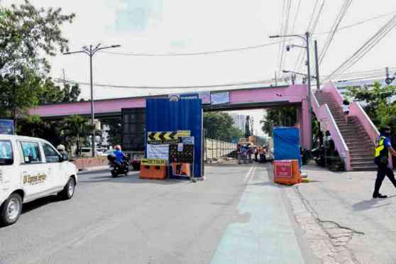 MMDA eyes closing portion of Roxas Boulevard for repairs image