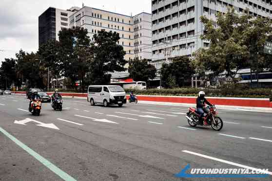 Honda's new monitoring system can report bad road conditions image