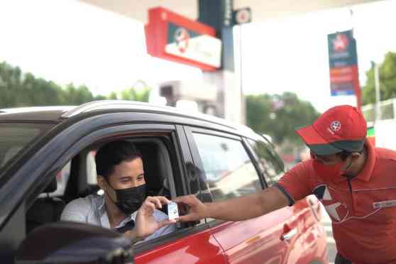 Get a free Caltex discount card when you buy an all-new Suzuki image