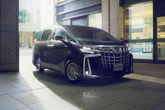 New Toyota program upgrades older models with newer tech image