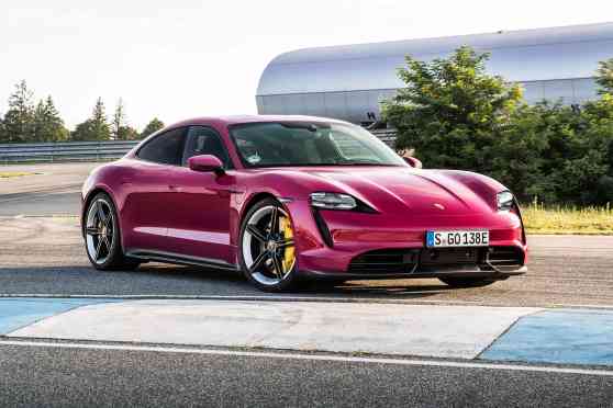 Porsche sold more units of Taycan than 911 in 2021 image
