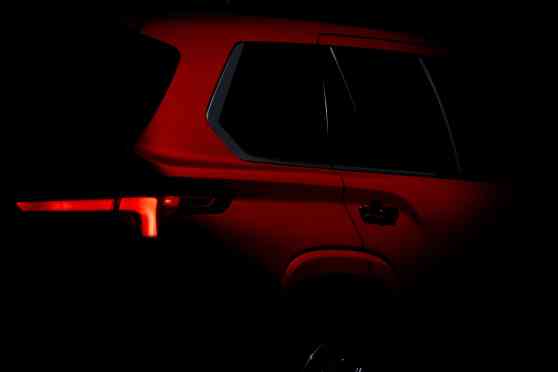 After 15 years, Toyota to reveal third-generation Sequoia image