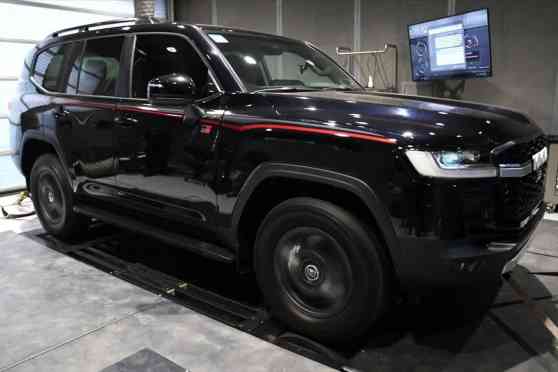 How quick is Toyota's Land Cruiser 300 with twin-turbo V6 diesel? image