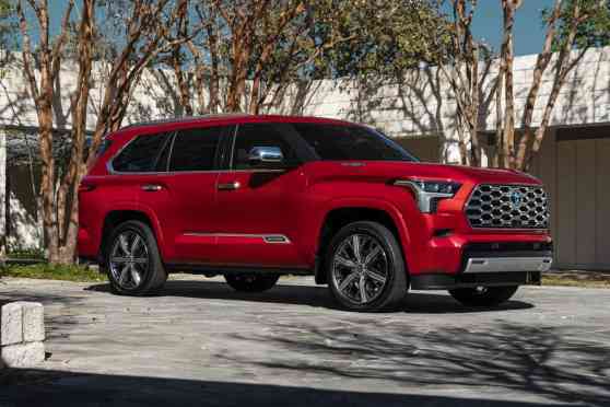 Toyota unveils the 2023 Sequoia image