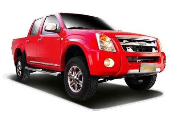 Isuzu launches 2012 D-MAX and Crosswind image