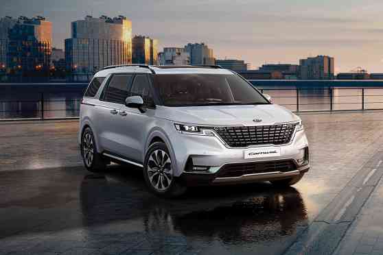 Kia looking to sell 400 units of all-new Carnival this year image