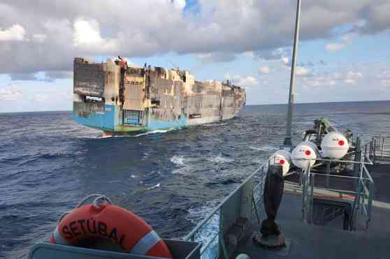 Cargo ship carrying luxury vehicles sinks in the Atlantic image