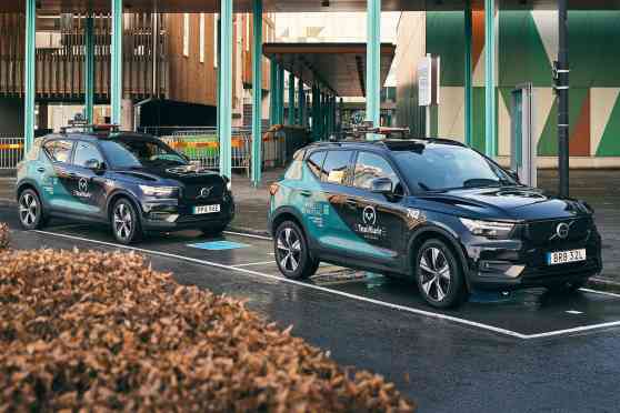 Volvo is testing wireless charging for EVs image