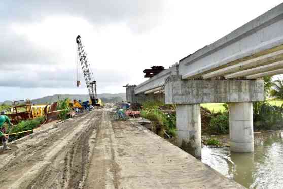 DPWH: Samar Pacific Coastal Road nears completion image