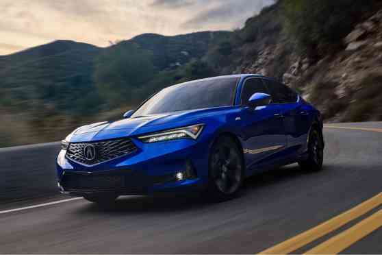 2023 Acura Integra revealed with Civic Si power image